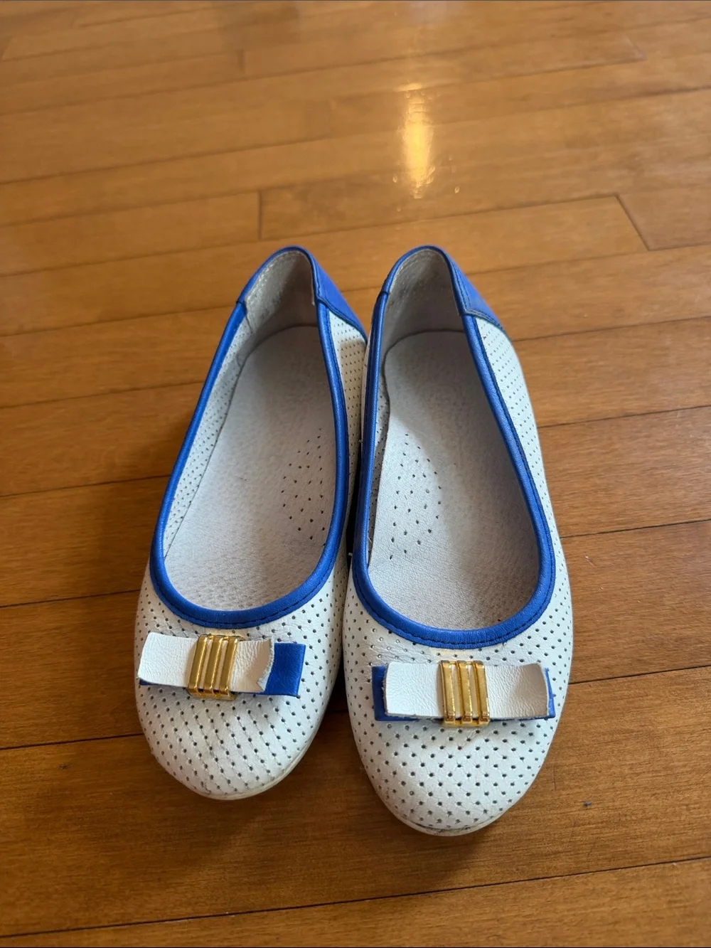 Cream and Blue Bow Ballet Flats Natural Leather